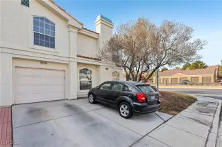 Photo #2: 2651985 Listing 