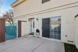 Photo #3: 2651985 Listing 