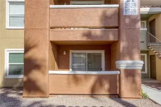 Photo #2: 2651991 Listing