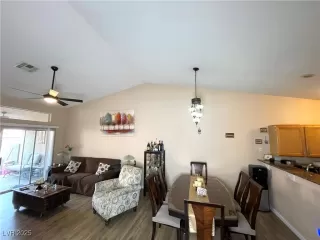 Photo #3: 2652003 Listing 