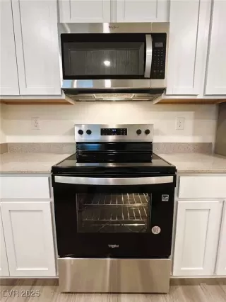 Photo #5: 2652024 Listing 