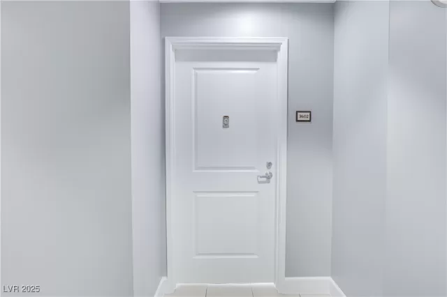 MLS: 2652030 Condo For Sale