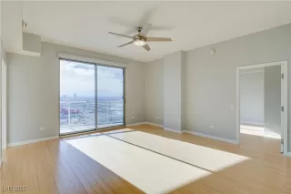 Photo #2: 2652030 Listing 