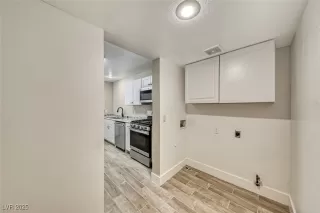 Photo #5: 2652032 Listing 