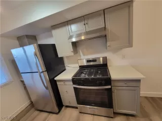 Photo #6: 2652033 Listing 