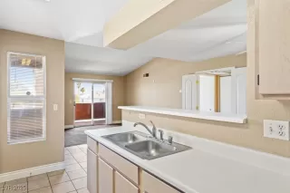 Photo #5: 2652039 Listing 