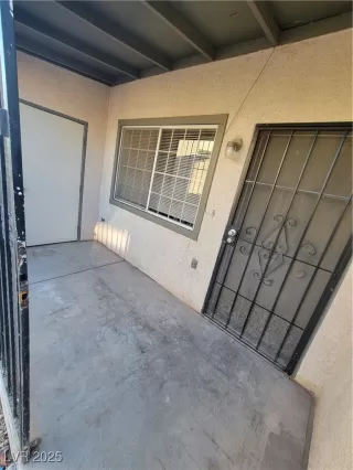 Photo #2: 2652041 Listing 