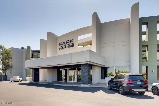 MLS: 2652049 Condo For Sale