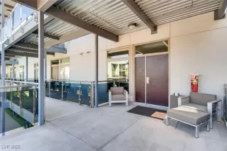 Photo #1: 2652049 Listing