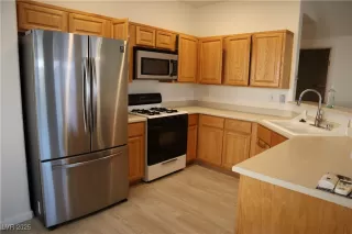 Photo #1: 2652054 Listing 