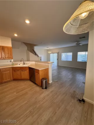 Photo #3: 2652054 Listing 