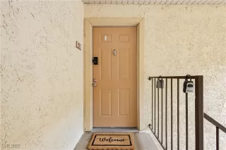 Photo #1: 2652081 Listing