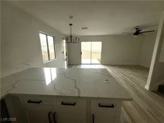 Photo #5: 2652123 Listing 