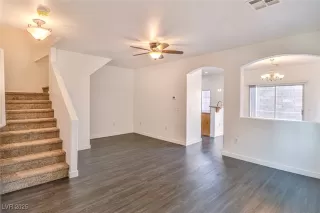 Photo #5: 2652131 Listing 