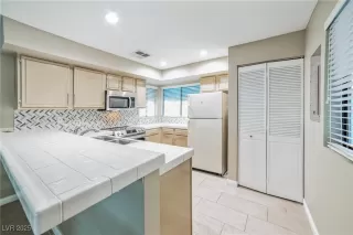 Photo #6: 2652143 Listing 