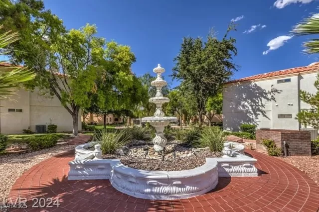 MLS: 2652174 Condo For Sale