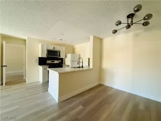 Photo #4: 2652176 Listing 