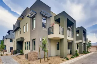 Photo #4: 2652178 Listing