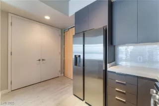 Photo #4: 2652181 Listing 