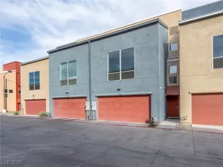 Photo #4: 2652205 Listing