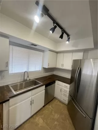 Photo #5: 2652222 Listing 