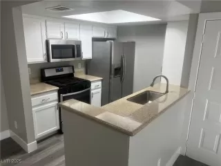 Photo #1: 2652225 Listing