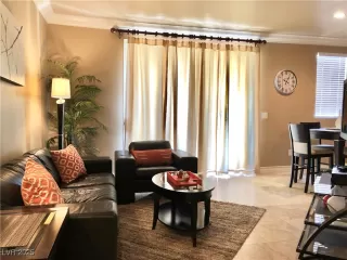 Photo #1: 2652299 Listing 