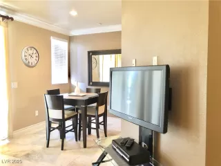 Photo #2: 2652299 Listing 