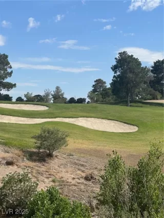 Photo #2: 2652303 Listing 