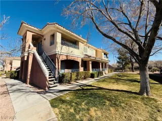 Photo #2: 2652331 Listing 