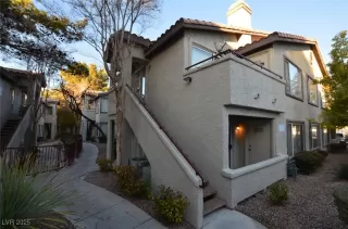 Photo #1: 2652343 Listing 