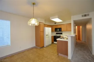 Photo #3: 2652343 Listing 