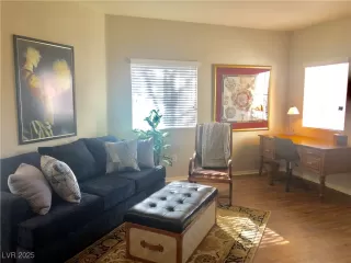 Photo #5: 2652344 Listing