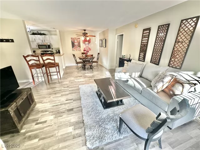 MLS: 2652351 Condo For Sale
