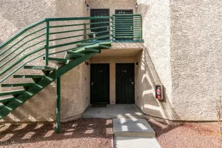 Photo #1: 2652359 Listing