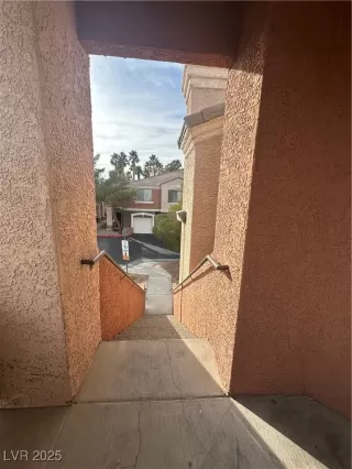 Photo #3: 2652367 Listing 