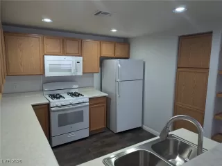 Photo #6: 2652369 Listing 