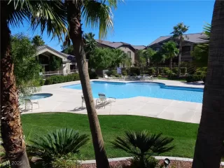 Photo #3: 2652372 Listing 