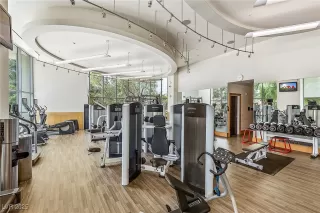 Photo #2: 2652405 Listing 