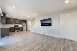 Photo #5: 2652406 Listing 