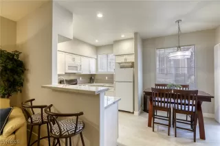 Photo #6: 2652426 Listing 