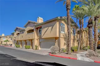 Photo #3: 2652442 Listing