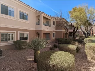 Photo #3: 2652457 Listing