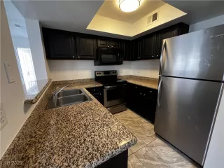 Photo #2: 2652468 Listing 