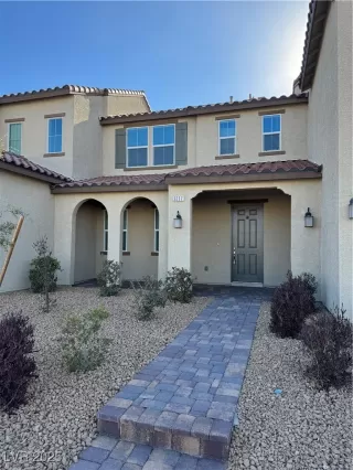 Photo #1: 2652487 Listing 
