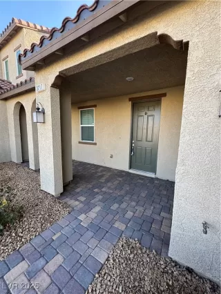 Photo #2: 2652487 Listing 
