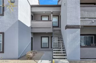 Photo #3: 2652546 Listing 