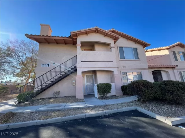 MLS: 2652562 Condo For Sale