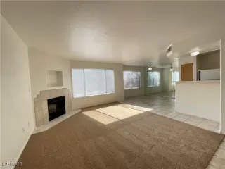 Photo #1: 2652562 Listing 