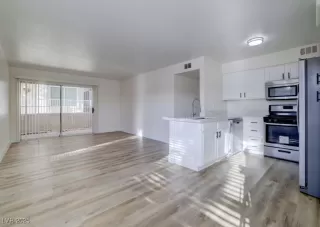 Photo #6: 2652565 Listing 